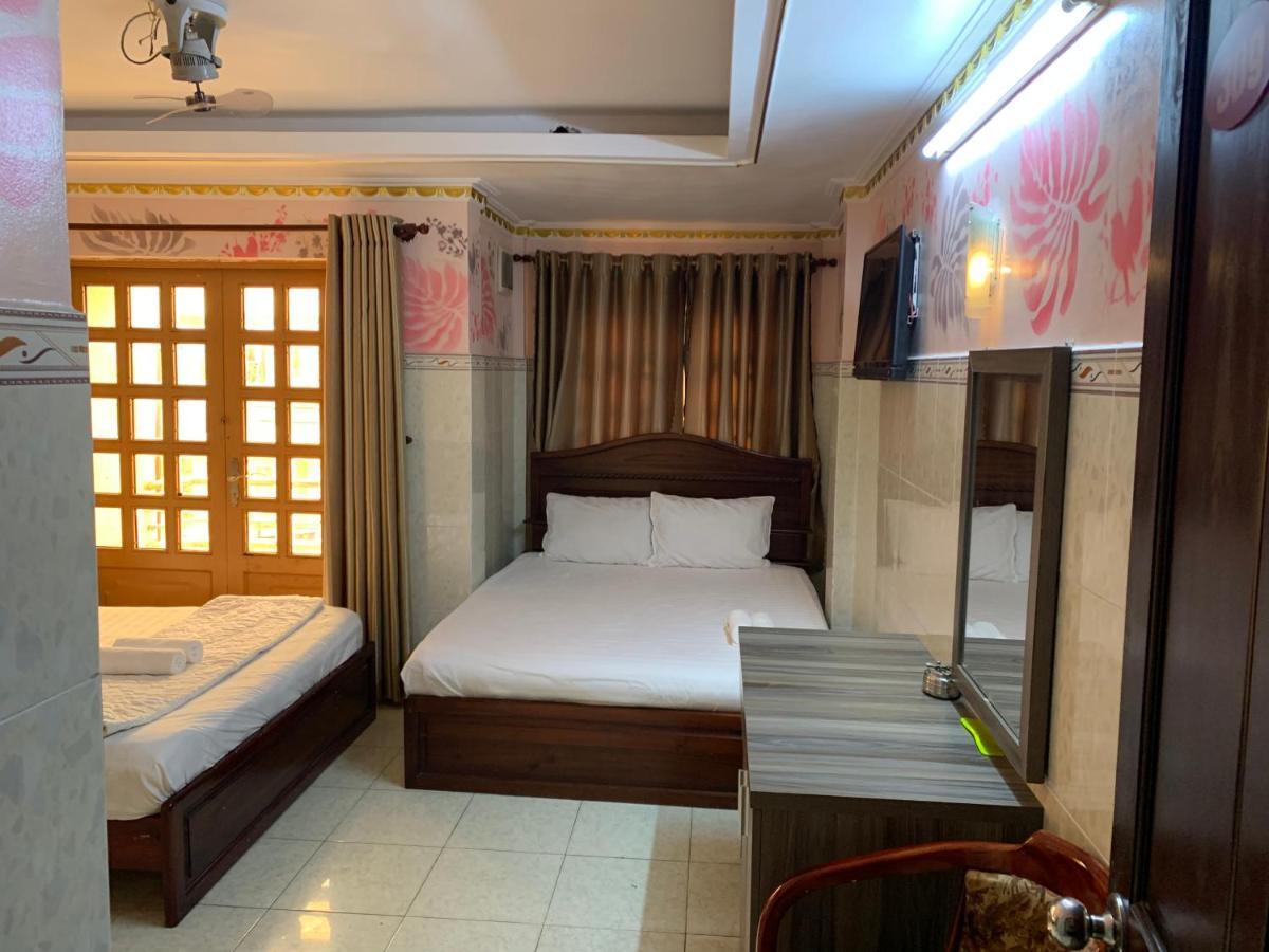 Minh Tuan Hotel Хошимін Екстер'єр фото